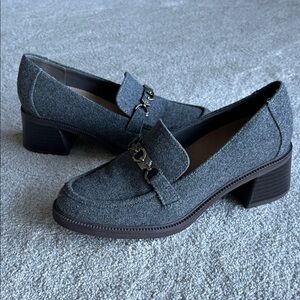 Dr. Scholl’s Gray Flannel Loafer Heels 7.5